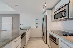 185 SW 7th St, Miami, FL 33130 - Photo 6