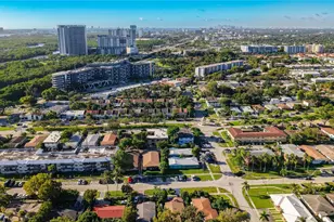 2335 NE 172nd St, North Miami Beach, FL 33160 - Photo 36