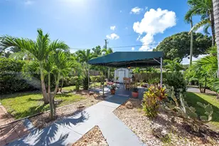 824 NE 17th Ct, Fort Lauderdale, FL 33305 - Photo 22