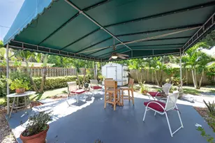 824 NE 17th Ct, Fort Lauderdale, FL 33305 - Photo 26
