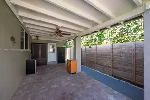 824 NE 17th Ct, Fort Lauderdale, FL 33305 - Photo 4