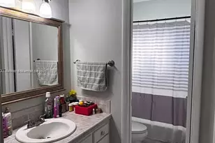 7505 SW 82nd St, Miami, FL 33143 - Photo 8