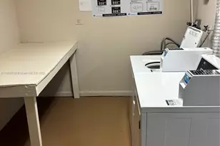 111 Golden Isles Dr, Hallandale Beach, FL 33009 - Photo 24