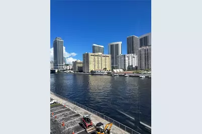 111 Golden Isles Dr #D10, Hallandale Beach, FL 33009 - Photo 6