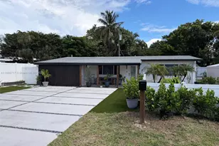 310 NE 12th Ave, Pompano Beach, FL 33060 - Photo 1