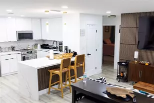 310 NE 12th Ave, Pompano Beach, FL 33060 - Photo 10