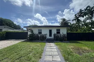 9050 SW 156th St, Palmetto Bay, FL 33157 - Photo 2