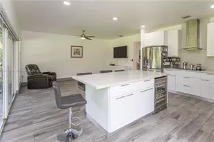 507 Hunting Lodge Dr, Miami Springs, FL 33166 - Photo 6