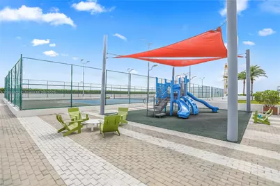 16385 Biscayne Blvd #1918, North Miami Beach, FL 33160 - Photo 62