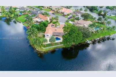 9881 SW 1st Ct, Plantation, FL 33324 - Photo 2