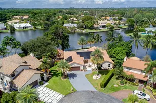 9881 SW 1st Ct, Plantation, FL 33324 - Photo 42