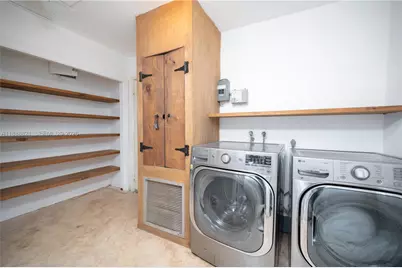 9881 SW 1st Ct, Plantation, FL 33324 - Photo 24