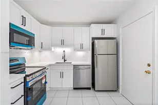 4851 NW 21st St, Lauderhill, FL 33313 - Photo 2