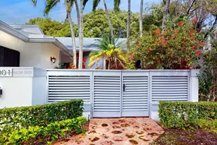 10001 NW 52nd Terrace, Doral, FL 33178 - Photo 4