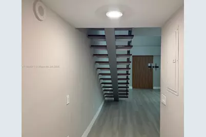 41 SE 5th St #501, Miami, FL 33131 - Photo 12