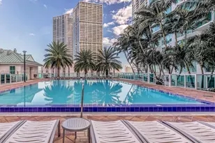 41 SE 5th St, Miami, FL 33131 - Photo 36