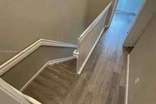 661 NW 42nd Ave, Plantation, FL 33317 - Photo 10