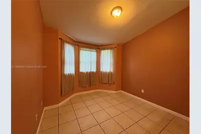 2811 SE 17th Ave #206, Homestead, FL 33035 - Photo 2