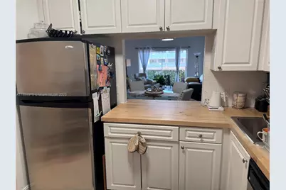 1455 N Treasure Dr #3C, North Bay Village, FL 33141 - Photo 6