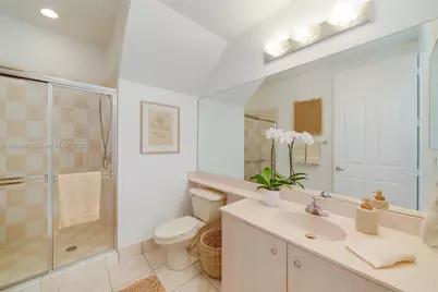 8523 SW 139th Ter, Palmetto Bay, FL 33158 - Photo 12