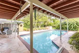 8241 SW 142nd St, Palmetto Bay, FL 33158 - Photo 20