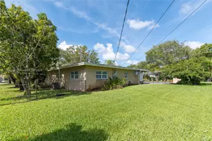 8241 SW 142nd St, Palmetto Bay, FL 33158 - Photo 24