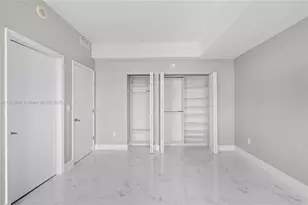 92 SW 3rd St, Miami, FL 33130 - Photo 12