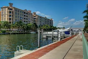 2950 NE 188th St, Aventura, FL 33180 - Photo 18