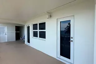 901 S Surf Rd, Hollywood, FL 33019 - Photo 34