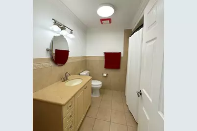 359 E 46th St, Hialeah, FL 33013 - Photo 4