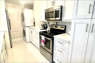 9710 Hammocks Blvd #103-31, Miami, FL 33196 - Photo 10