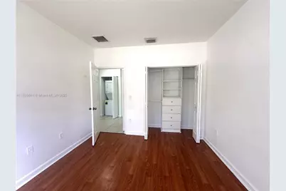 2731 NE 3rd Dr #101, Homestead, FL 33033 - Photo 8