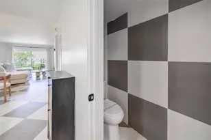 17800 Atlantic Blvd, Sunny Isles Beach, FL 33160 - Photo 16