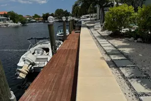 13105 Ixora Ct, North Miami, FL 33181 - Photo 32