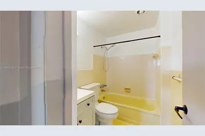 13105 Ixora Ct #303, North Miami, FL 33181 - Photo 22