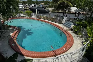 13105 Ixora Ct, North Miami, FL 33181 - Photo 36