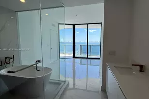 700 NE 24th St, Miami, FL 33137 - Photo 8