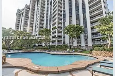 2000 Towerside #309, Miami, FL 33138 - Photo 4