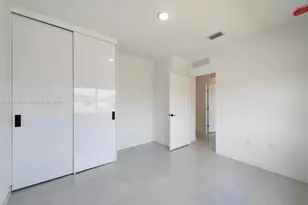 1374 NW 1st St, Florida City, FL 33034 - Photo 24