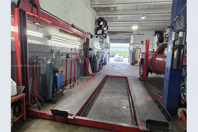 Xxxx SW 7th St, Miami, FL 33135 - Photo 2