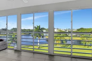 4008 Oakridge A, Deerfield Beach, FL 33442 - Photo 1