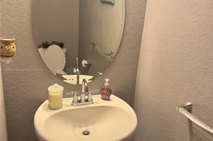 4039 NW 11th St, Lauderhill, FL 33313 - Photo 12