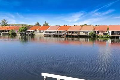 5530 W 26th Ct #201, Hialeah, FL 33016 - Photo 12
