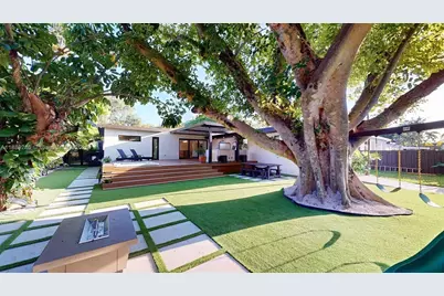 641 Nightingale Ave, Miami Springs, FL 33166 - Photo 1