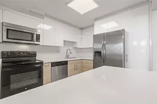 16565 NE 26th Ave, North Miami Beach, FL 33160 - Photo 10