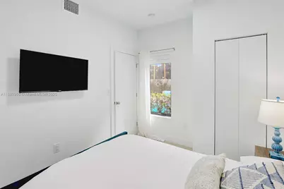121 NW 41st St, Miami, FL 33127 - Photo 30