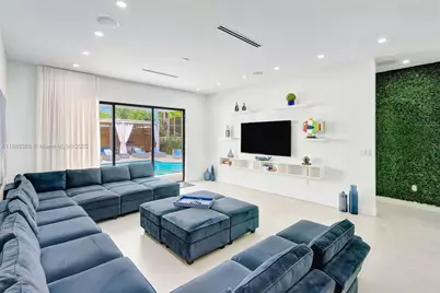 121 NW 41st St, Miami, FL 33127 - Photo 4