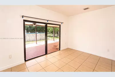 11846 SW 228th Ln, Miami, FL 33170 - Photo 18