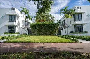 1971 Bay Dr, Miami Beach, FL 33141 - Photo 1