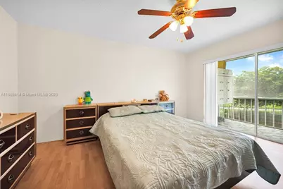 4800 Hillcrest Ln #210, Hollywood, FL 33021 - Photo 12